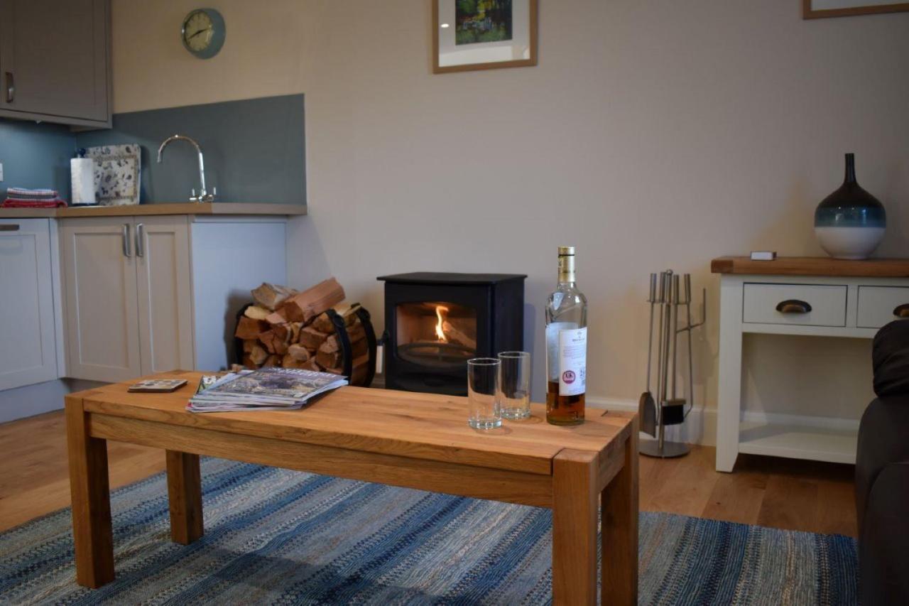 Heron Cottage, Port O Tay *